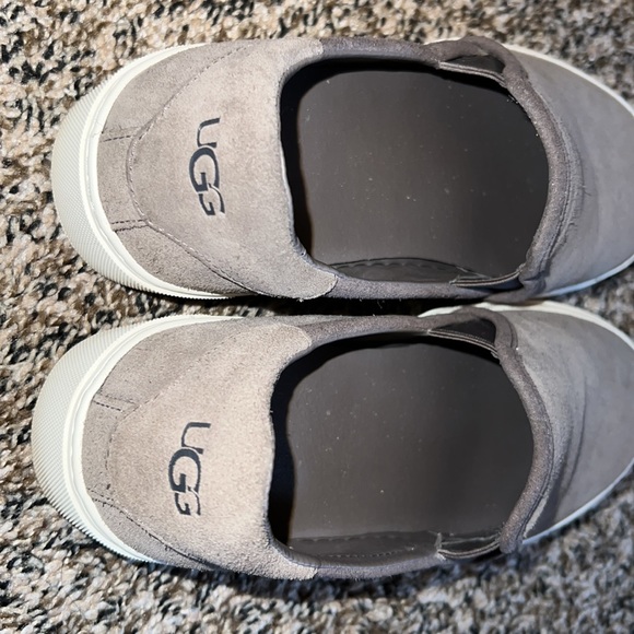 uggs - Picture 5 of 5